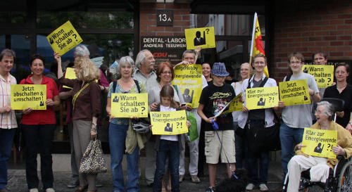 Protest bei MdB Stracke