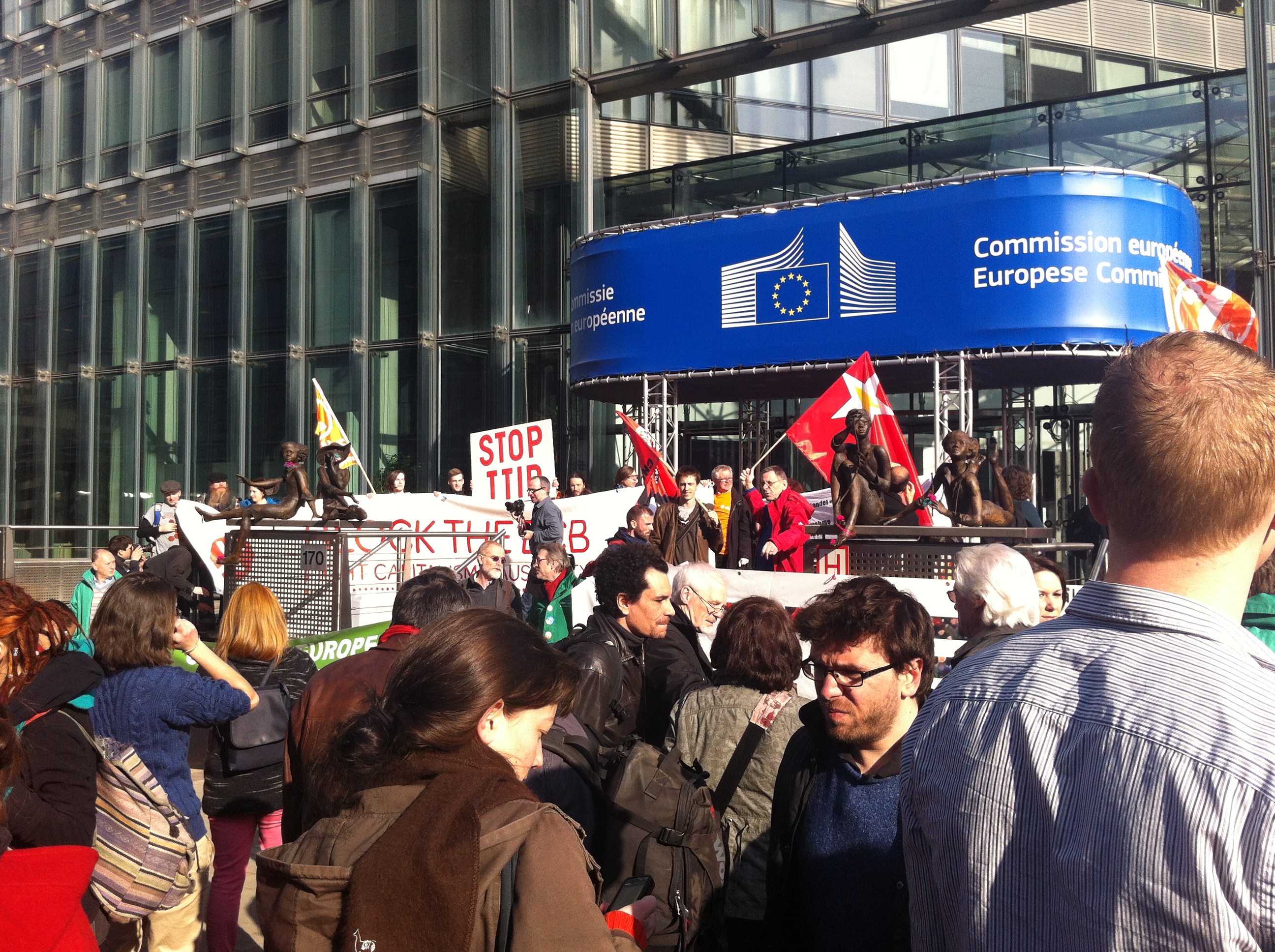 Protestaktion am 13.3.14 in Brüssel. Foto: Maritta Strasser/Campact