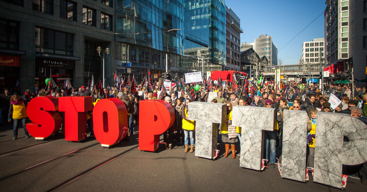 Stop_TTIP_Demo_Berlin_2015_1200
