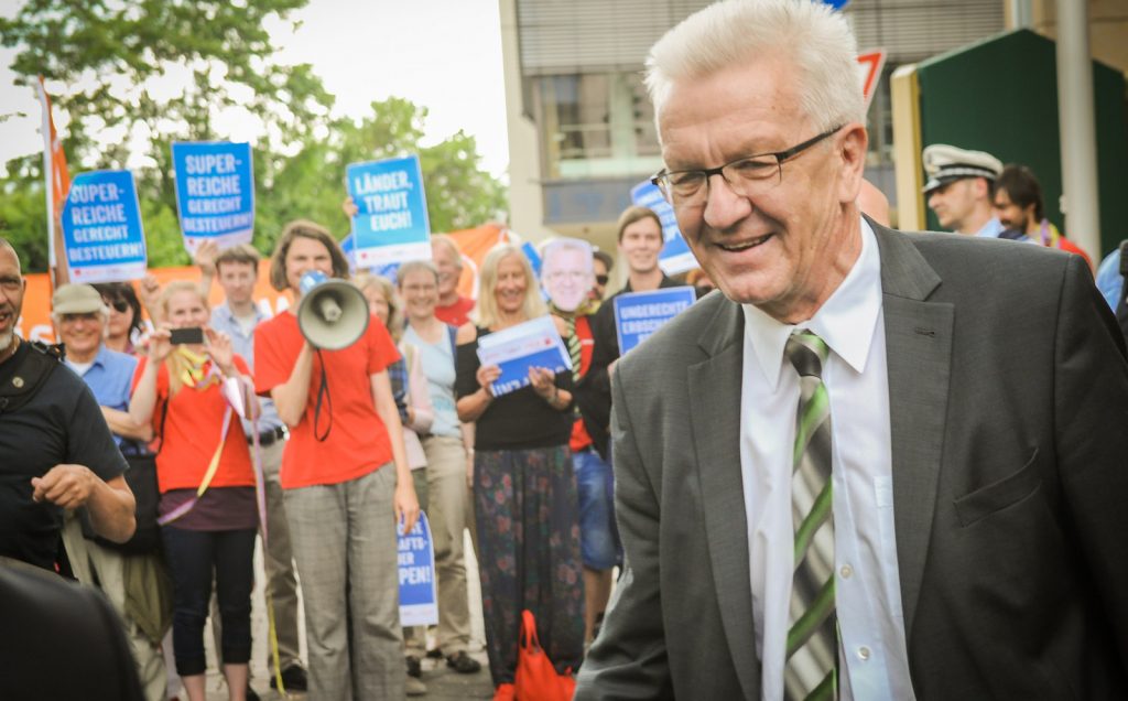 27884877921_1a95cde020_h