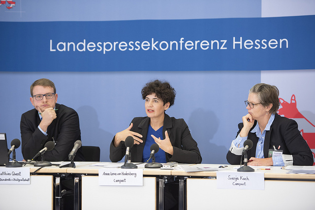 Vorstellung der Studie #Hass im Netz (IDZ/Campact) auf einer Pressekonferenz im Oktober.