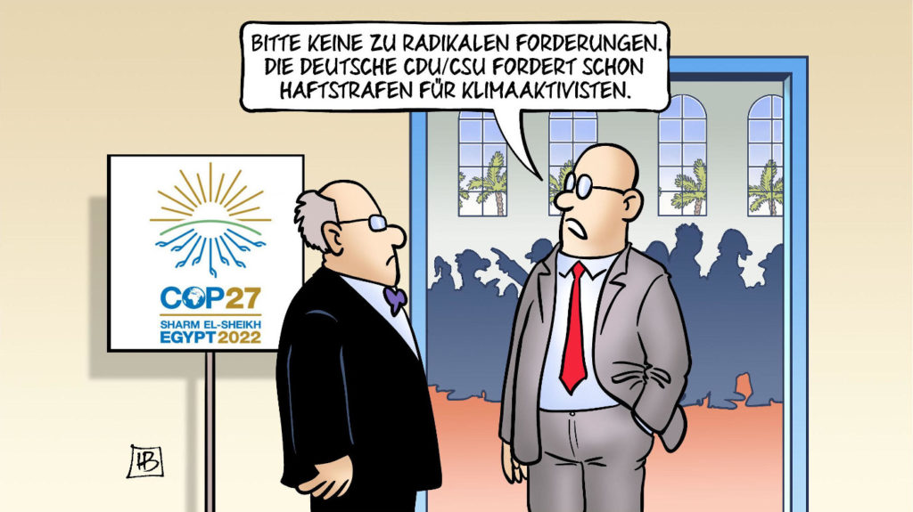 Das Bild zeigt einen Ausschnitt der Karikatur "Haft für Klimaaktivisten" von Harm Bengen. Thema der kompletten Karikatur sind sowohl die aktuelle Diskussion in Deustchland, als auch die Konferenz COP27 in Ägypten.
