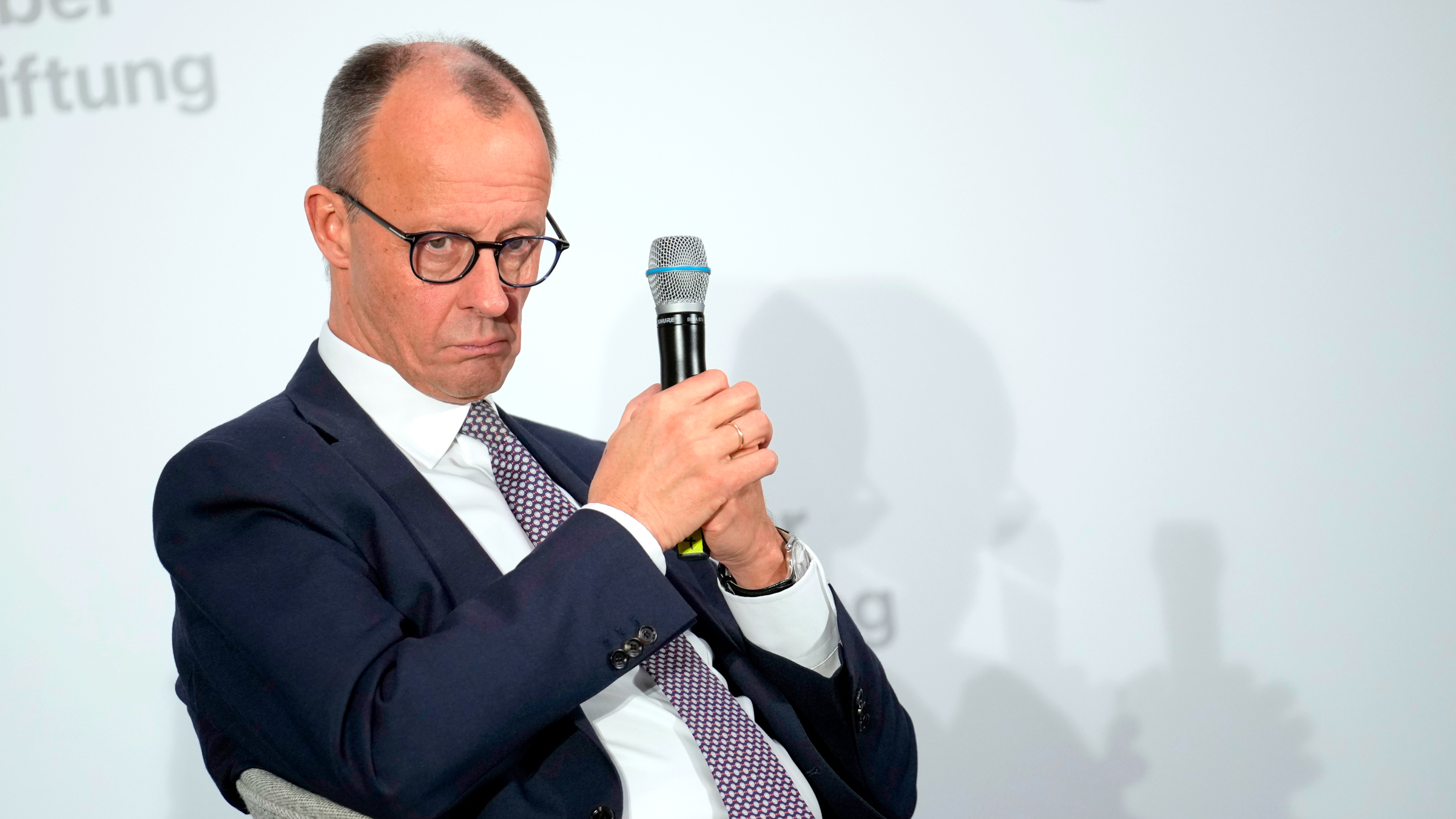 AfD: Friedrich Merz verliert die Kontrolle - Campact
